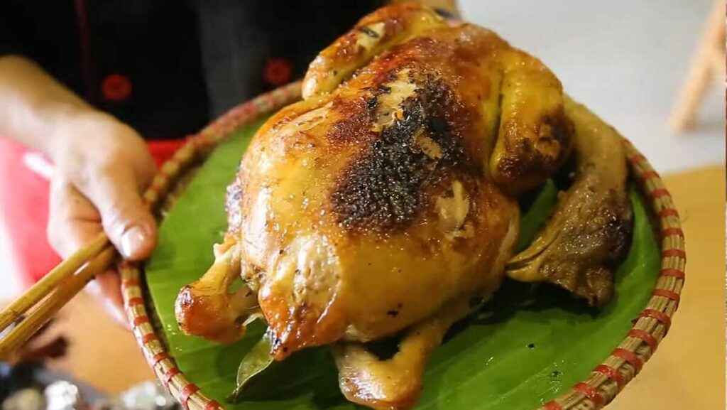 25 Công Thức ướp Gà Nướng hấp dẫn thơm ngon cho gia đình 6 Gà nướng đất sét