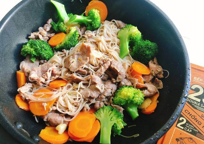 13 Món Ăn Healthy Dễ Làm, Giúp Dân Văn Phòng Vừa Ngon Vừa Khỏe! 5 mon an healthy 5 1 | Math Imex
